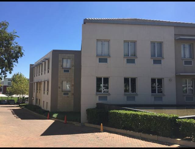 1,250M² OFFICE TO LET IN GREENSTONE HILL